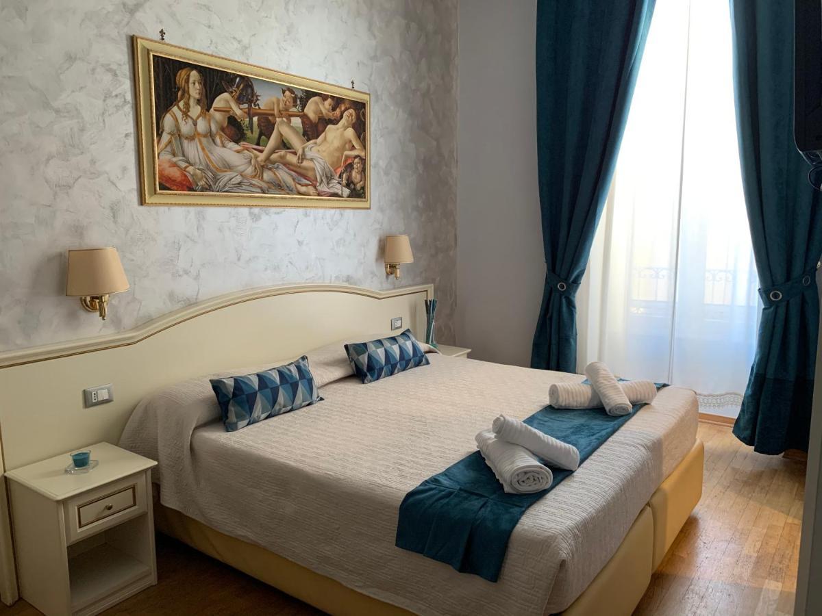 مبيت وإفطار روما Domus Via Veneto المظهر الخارجي الصورة