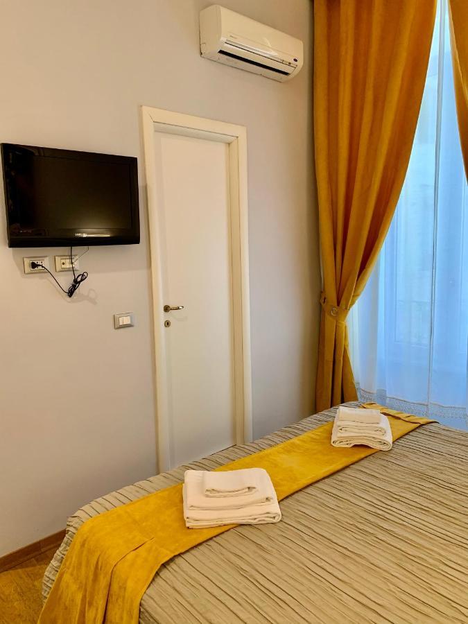 مبيت وإفطار روما Domus Via Veneto المظهر الخارجي الصورة